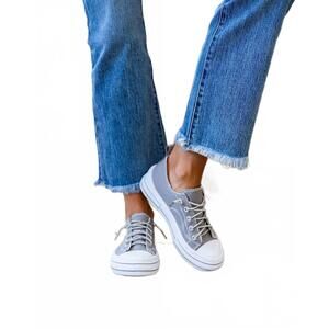 NEW VERY G aman 2 rhinestone sneaker in grey